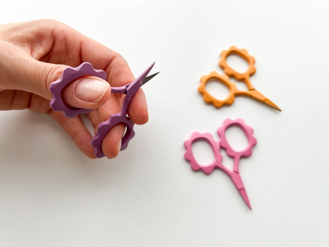 Matryoshka Doll Shop - Small Flower scissors, tiny embroidery scissors - Shae's Stitchery -