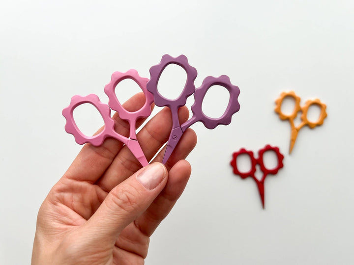 Matryoshka Doll Shop - Small Flower scissors, tiny embroidery scissors - Shae's Stitchery -