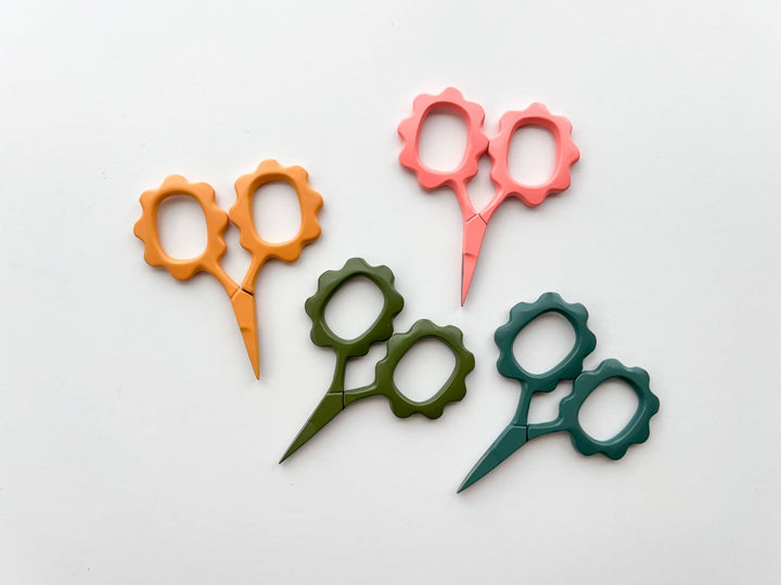 Matryoshka Doll Shop - Small Flower scissors, tiny embroidery scissors - Shae's Stitchery -