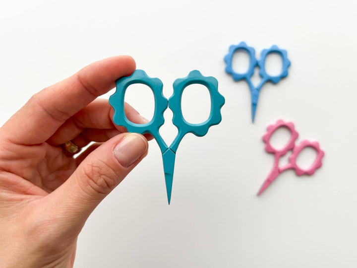 Matryoshka Doll Shop - Small Flower scissors, tiny embroidery scissors - Shae's Stitchery -