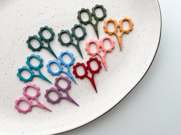 Matryoshka Doll Shop - Small Flower scissors, tiny embroidery scissors - Shae's Stitchery -